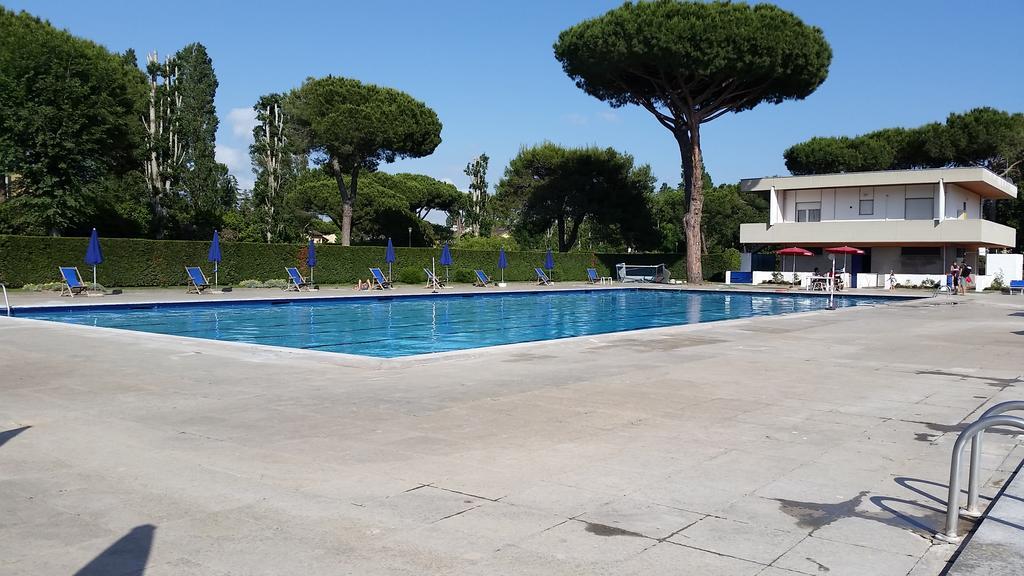 Le Cicale Villa Casal Palocco Buitenkant foto